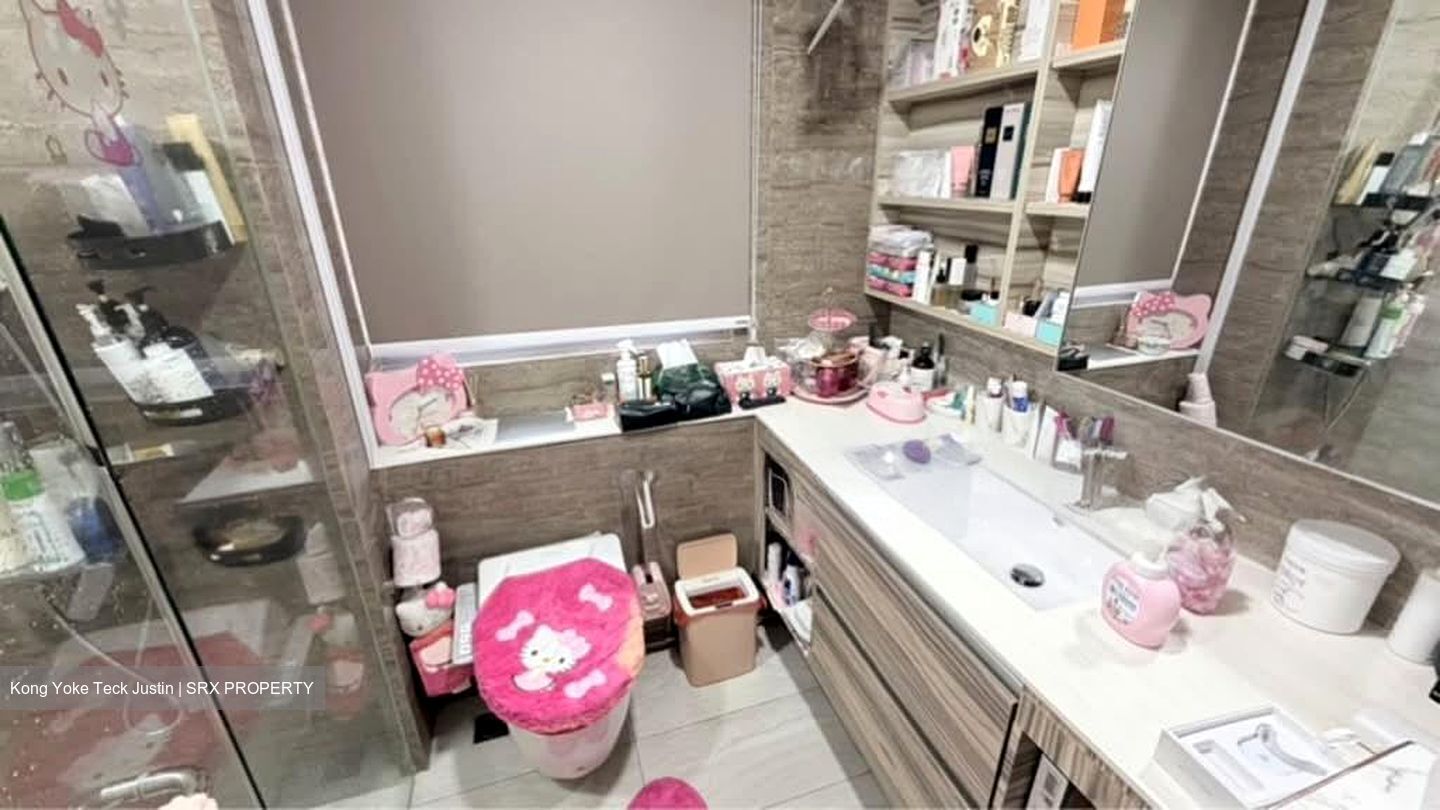 High Park Residences (D28), Apartment #558415091